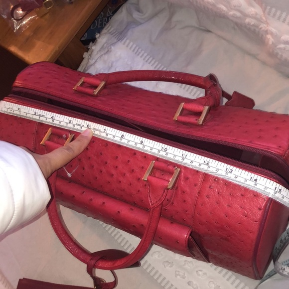 Exotic Ostrich leather Italy bag Authentic - Picture 9 of 17